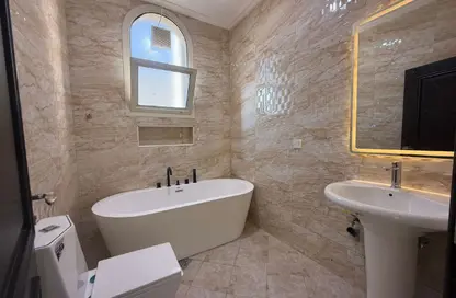 Apartment - 1 Bathroom for rent in Madinat Al Riyad - Abu Dhabi