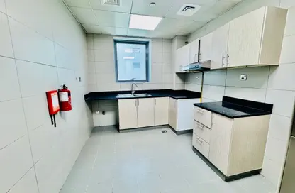 Apartment - 1 Bedroom - 2 Bathrooms for rent in Jumeirah Garden City - Al Satwa - Dubai