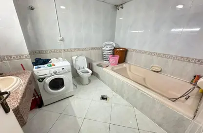 Apartment - Studio - 1 Bathroom for rent in Muroor Area - Abu Dhabi