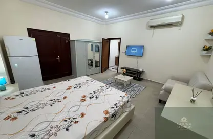 Apartment - Studio - 1 Bathroom for rent in Khalifa City A Villas - Khalifa City A - Khalifa City - Abu Dhabi