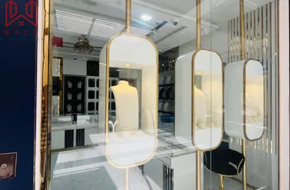 Shop - Studio for rent in Al Ras - Deira - Dubai