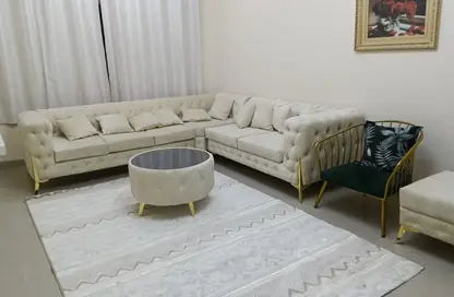 شقة - 2 غرف نوم - 2 حمامات للايجار في التعاون 1 - أبراج التعاون - الخان - الشارقة