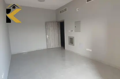Apartment - 2 Bedrooms - 3 Bathrooms for rent in Al Jurf Industrial 3 - Al Jurf Industrial - Ajman