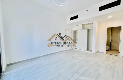 Apartment - 1 Bedroom - 2 Bathrooms for rent in Al Amir Abdullah Building - Al Warsan 4 - Al Warsan - Dubai