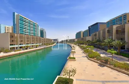 Pool image for: Apartment - 4 Bedrooms - 5 Bathrooms for rent in Al Rahba - Al Muneera - Al Raha Beach - Abu Dhabi, Image 1