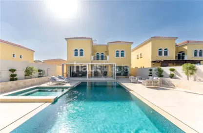 Villa - 3 Bedrooms - 4 Bathrooms for sale in Legacy - Jumeirah Park - Dubai