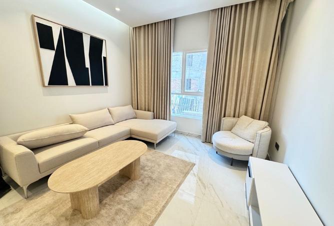 15374000 - Property Main Image