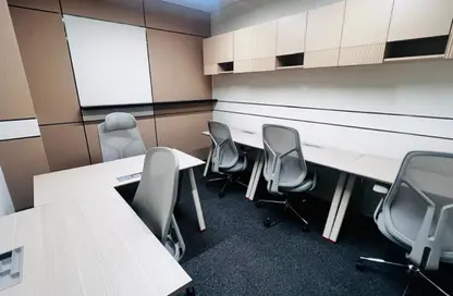 Business Centre - Studio - 4 Bathrooms for rent in Health care City - Dubai Healthcare City - Bur Dubai - Dubai