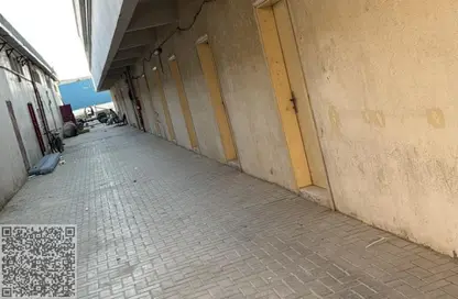 سكن عمال - استوديو - 8 حمامات للايجار في المنطقة الصناعية 11 - المنطقة الصناعية بالشارقة - الشارقة