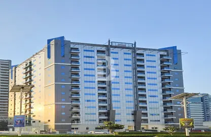 Apartment - 1 Bedroom - 2 Bathrooms for rent in Profile Residence - Dubai Sports City - Dubai