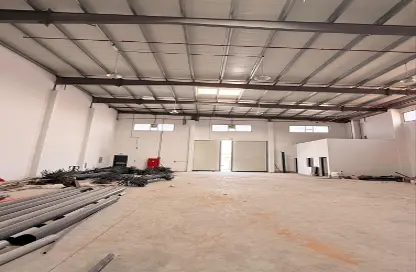 Warehouse - Studio - 1 Bathroom for rent in Umm Al Thuoob - Umm Al Quwain