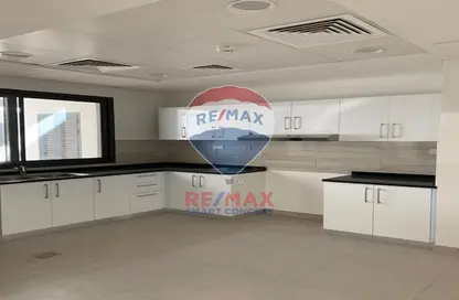 Villa - 5 Bedrooms - 6 Bathrooms for sale in Faya at Bloom Gardens - Bloom Gardens - Al Salam Street - Abu Dhabi