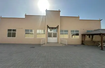 Villa - 2 Bedrooms - 3 Bathrooms for rent in Al Riffa - Ras Al Khaimah