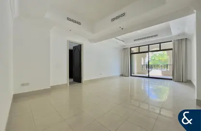 شقة - 2 غرف نوم - 2 حمامات للايجار في التاجر ريزيدنس - جزيرة المدينة القديمة - دبي القديمة - وسط مدينة دبي - دبي