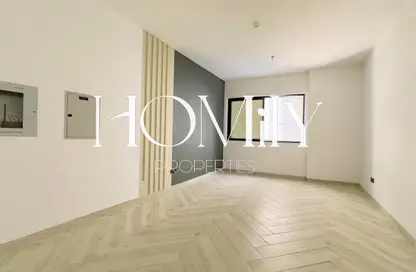 Apartment - 1 Bedroom - 2 Bathrooms for rent in Empire Residence - District 17 - Jumeirah Village Circle - Dubai