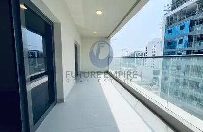 Apartment - 1 Bedroom - 2 Bathrooms for rent in Jumeirah Garden City - Al Satwa - Dubai