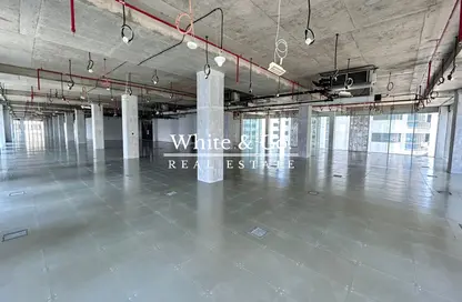 Full Floor - Studio for rent in Al Fattan Office Tower - Al Fattan Marine Towers - Jumeirah Beach Residence - Dubai