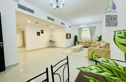 شقة - 2 غرف نوم - 2 حمامات للايجار في مساكن كورنيش عجمان - طريق كورنيش عجمان - عجمان