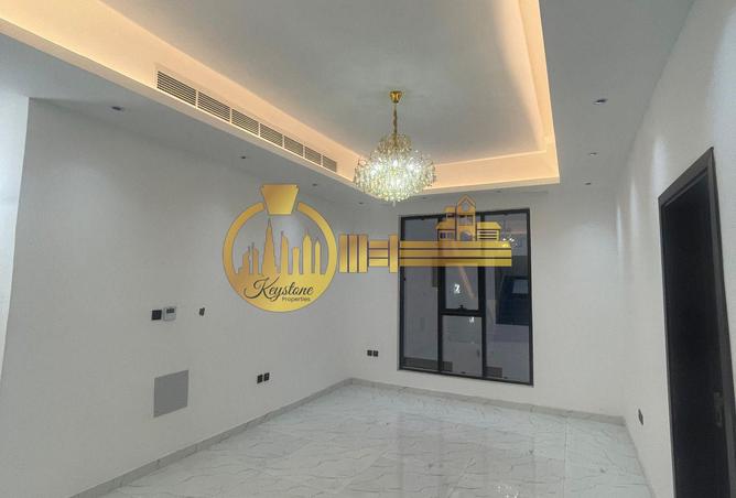 15022028 - Property Image 2