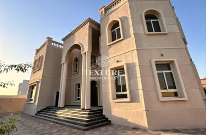 Villa - 5 Bedrooms - 6 Bathrooms for rent in Al Aweer 1 - Al Aweer - Dubai