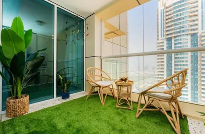 Apartment - 1 Bedroom - 2 Bathrooms for sale in Marina Pinnacle - Dubai Marina - Dubai