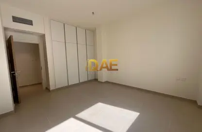 Apartment - 2 Bedrooms - 2 Bathrooms for rent in The Gardens Buildings - The Gardens - Dubai