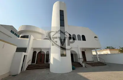 Villa - 5 Bedrooms - 7 Bathrooms for rent in Jumeirah 3 Villas - Jumeirah 3 - Jumeirah - Dubai Villa - 5 Bedrooms - 7 Bathrooms for rent in Jumeirah 3 Villas - Jumeirah 3 - Jumeirah - Dubai