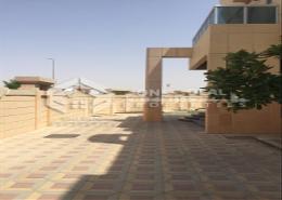 Villa - 4 bedrooms - 7 bathrooms for rent in Khaldiya - Al Ain