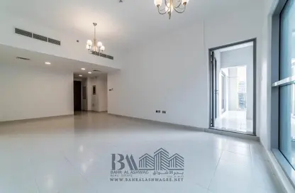 Apartment - 3 Bedrooms - 3 Bathrooms for rent in Al Jazeira Road - Al Muraqqabat - Deira - Dubai