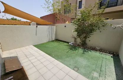 Townhouse - 2 Bedrooms - 4 Bathrooms for rent in Nasma Residence - Al Tai - Sharjah