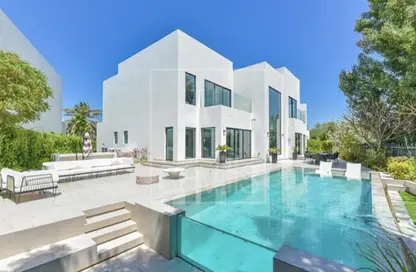 Villa - 5 Bedrooms - 6 Bathrooms for rent in Entertainment Foyer - Islamic Clusters - Jumeirah Islands - Dubai
