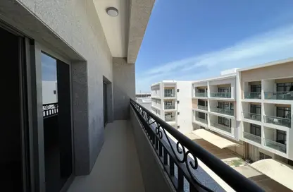 Apartment - 1 Bedroom - 2 Bathrooms for rent in City Compass Living - Dubai Investment Park (DIP) - Dubai
