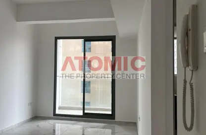 Apartment - 1 Bedroom - 2 Bathrooms for rent in Golden Dream Tower 1 - Jumeirah Village Circle - Dubai
