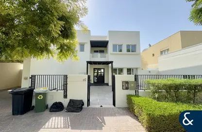 Villa - 5 Bedrooms - 5 Bathrooms for rent in Meadows 4 - Meadows - Dubai
