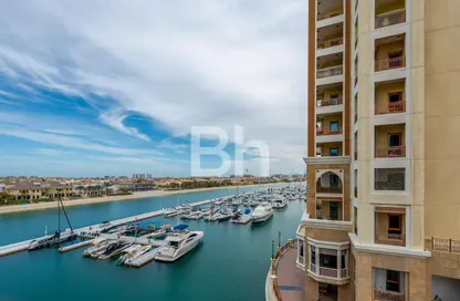 Apartment - Studio - 1 Bathroom for rent in Palm Views East - Palm Views - Palm Jumeirah - Dubai
