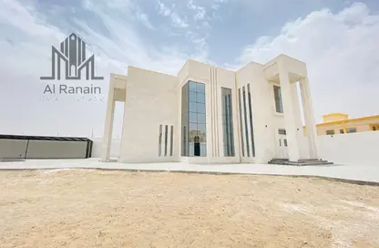 Villa - 5 Bedrooms - 7 Bathrooms for rent in Aown - Al Yahar - Al Ain