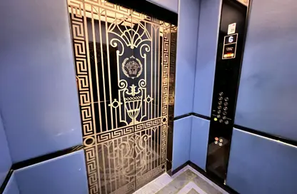 شقة - 2 غرف نوم - 3 حمامات للبيع في بالازيو فيرساتشي - القرية التراثية - دبي شقة - 2 غرف نوم - 3 حمامات للبيع في بالازيو فيرساتشي - القرية التراثية - دبي