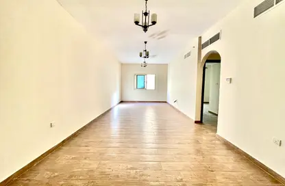 Apartment - 1 Bedroom - 2 Bathrooms for rent in Muwaileh 29 Building - Muwaileh - Sharjah
