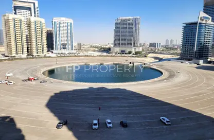 Apartment - 1 Bedroom - 2 Bathrooms for rent in Hub Canal 2 - Hub-Golf Towers - Dubai Sports City - Dubai