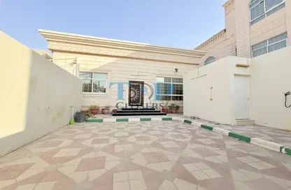 Villa - 4 Bedrooms - 6 Bathrooms for rent in Maadhi - Al Towayya - Al Ain