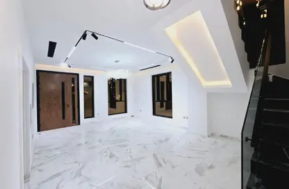 Villa - 5 Bedrooms - 6 Bathrooms for sale in Al Helio 2 - Al Helio - Ajman