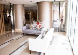 صورةغرفة المعيشة لـ: متجر للكراء في فندق فيندوم بالاس - منطقة الرقة - ديرة - دبي, صورة 1