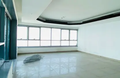 Apartment - 2 Bedrooms - 3 Bathrooms for rent in Ajman Corniche Residences - Ajman Corniche Road - Ajman