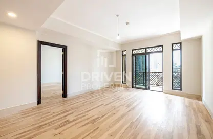 Apartment - 2 Bedrooms - 3 Bathrooms for rent in Zaafaran 3 - Zaafaran - Old Town - Dubai