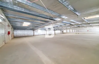 Warehouse - Studio for rent in Phase 1 - Al Furjan - Dubai