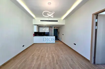 Apartment - 1 Bedroom - 2 Bathrooms for rent in Westview Garden - Jumeirah Village Circle - Dubai