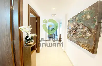 Hall / Corridor image for: Villa - 3 Bedrooms - 4 Bathrooms for rent in Manazel Al Reef 2 - Al Samha - Abu Dhabi, Image 1
