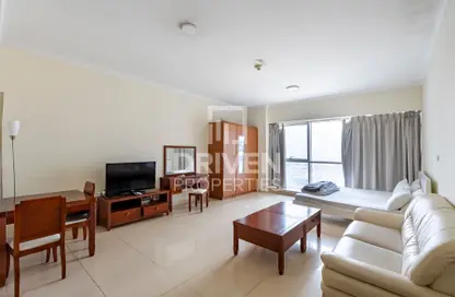 Apartment - Studio - 1 Bathroom for rent in Saba Towers - JLT Cluster Q - Jumeirah Lake Towers - Dubai