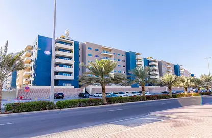 Apartment - 2 Bedrooms - 2 Bathrooms for rent in Tower 27 - Al Reef Downtown - Al Reef - Abu Dhabi