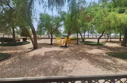 شقة - غرفة نوم - 1 حمام للايجار في مباني الحدائق - الحدائق - دبي